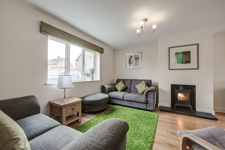 A Fresh & Modern Country Cottage - Tenterden