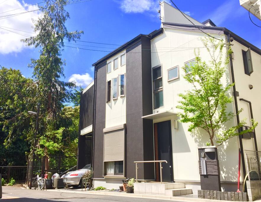Our HOME is a Japanese modern three-story residence right next to a big park with lots of healing energy