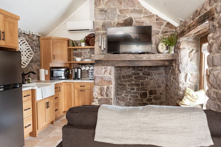 Airbnb Adamstown Vacation Rentals Places To Stay