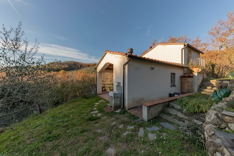 Cottage in Lunigiana, near 5 Terre