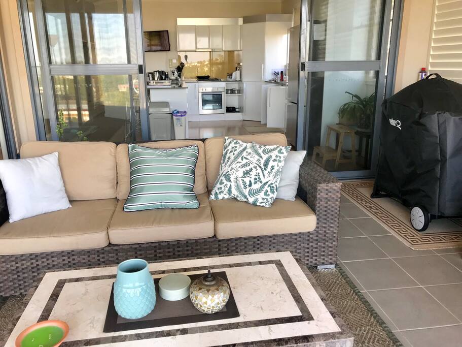 Entertainment balcony with easy to use Weber BBQ