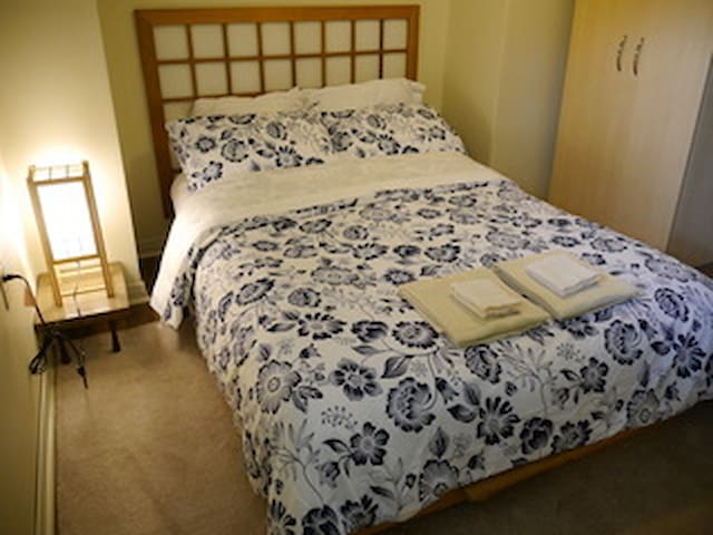 Nippon Home Near the Falls