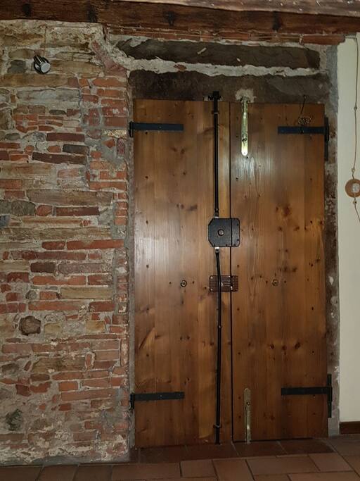 Entrance door