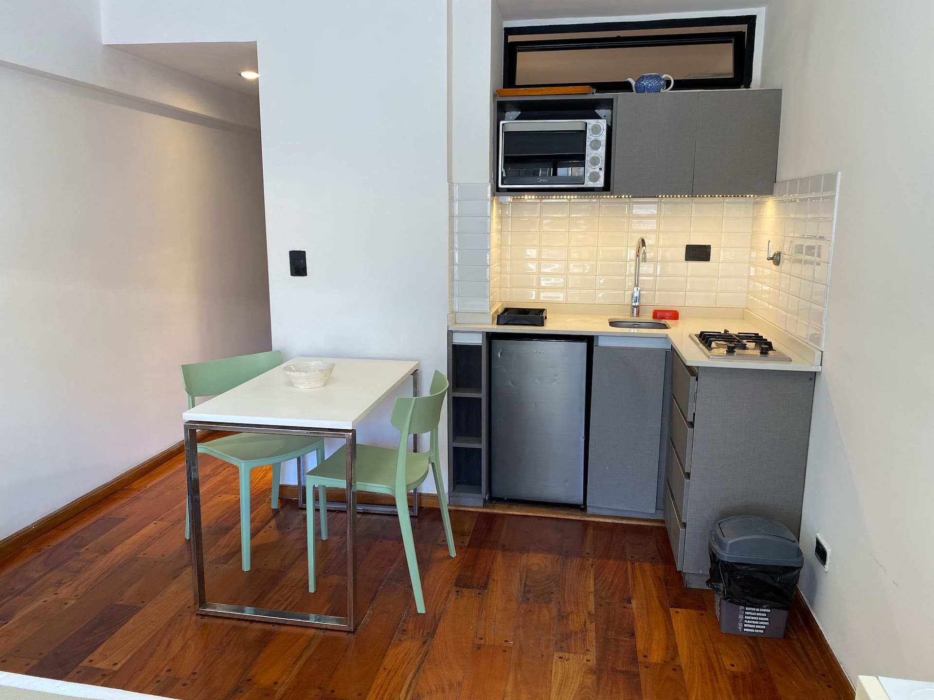 Renovated furnished studio apartment in San Nicolás