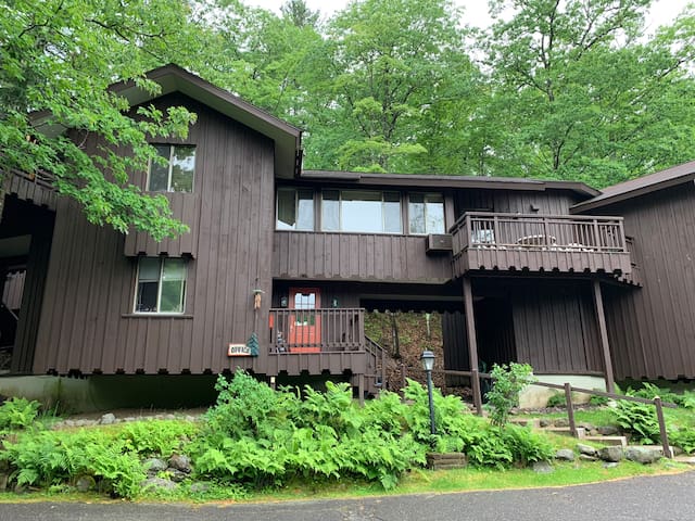 Airbnb Cable Vacation Rentals Places To Stay Wisconsin