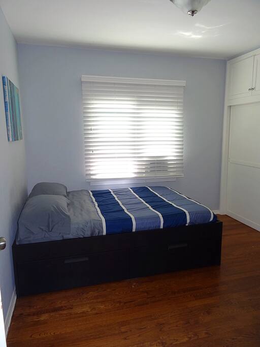 Full Bed