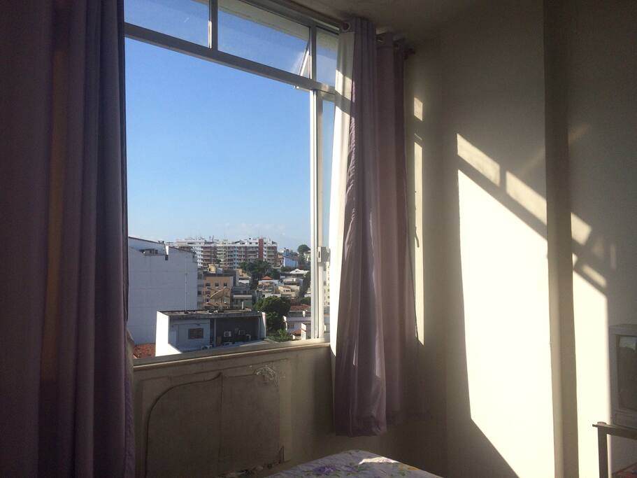 Vista livre do quarto.