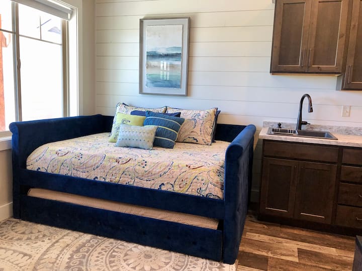 Hillside Farm’s Cottages - 10 Miles To The Beach! - Bear Lake