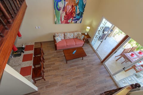 Steps to the beach!! Maracuya - Featured on HGTV!!