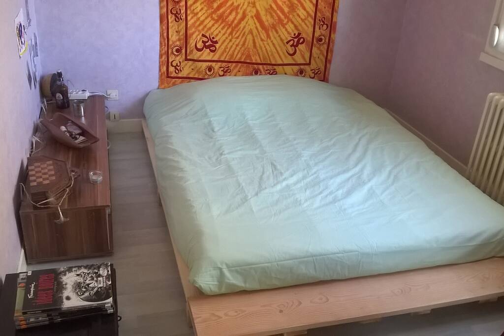 Chambre avec lit 160x200 cm