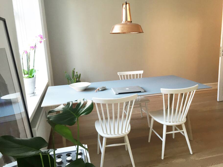 Living room - Dining area