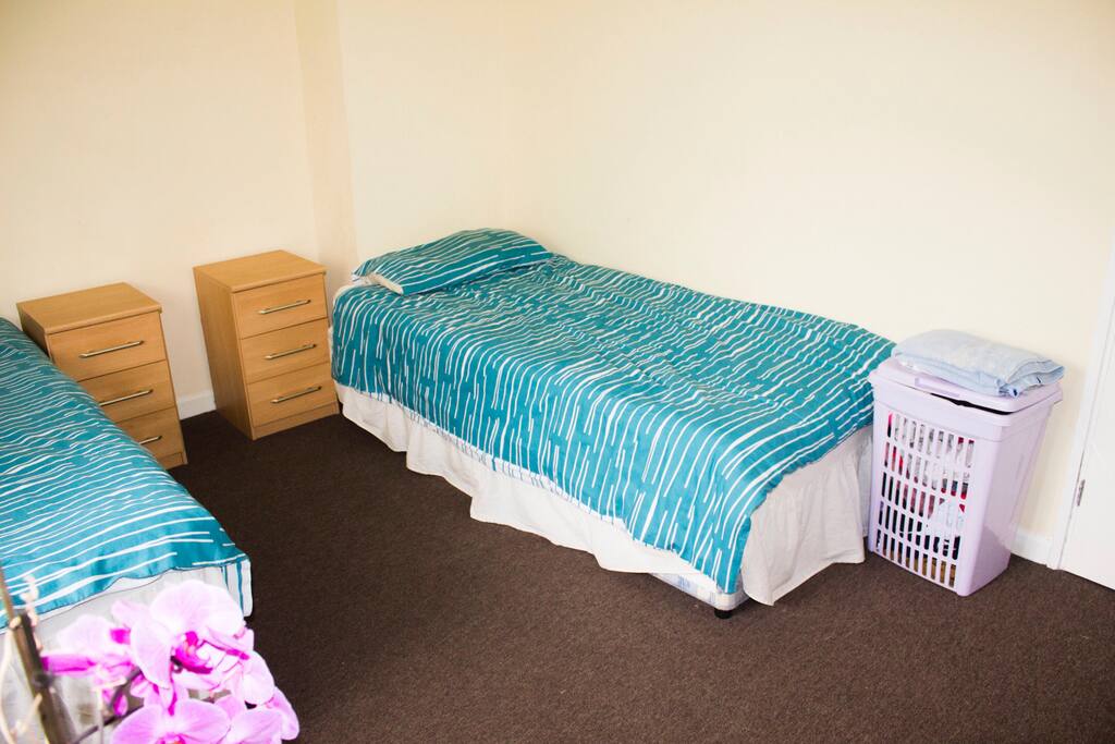 Bed 2