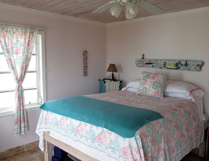                 ห้องนอนควีนไซส์