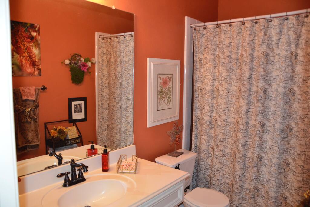 Private bath. Towel service with complimentary soap and shampoo.