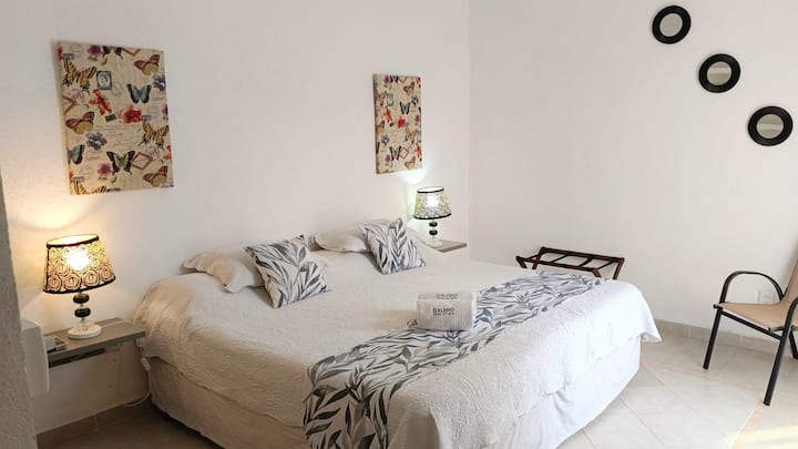 ห้องนอน 2 ที่ชั้นบนสุดมีเตียง Ks