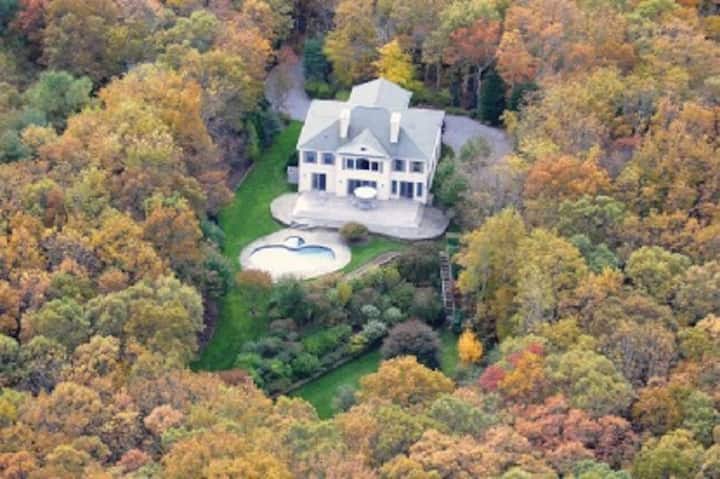 Beautiful Sag Harbor House - Sag Harbor, NY