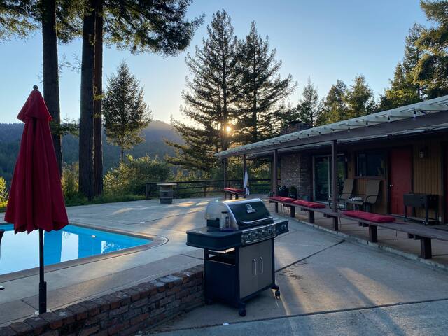 The Hacienda- Santa Cruz Mountain Ridgetop Retreat gallery image 4