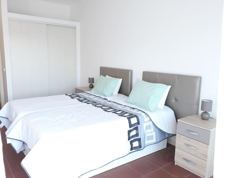 Large and bright double bedroom