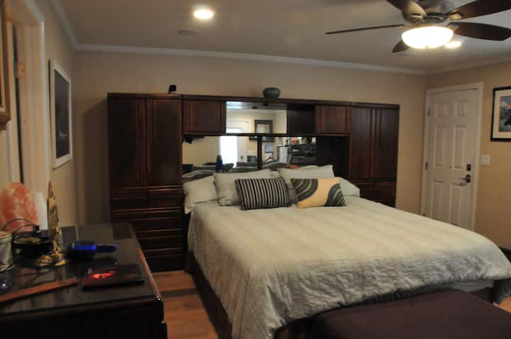 Chumba cha kulala cha Master1