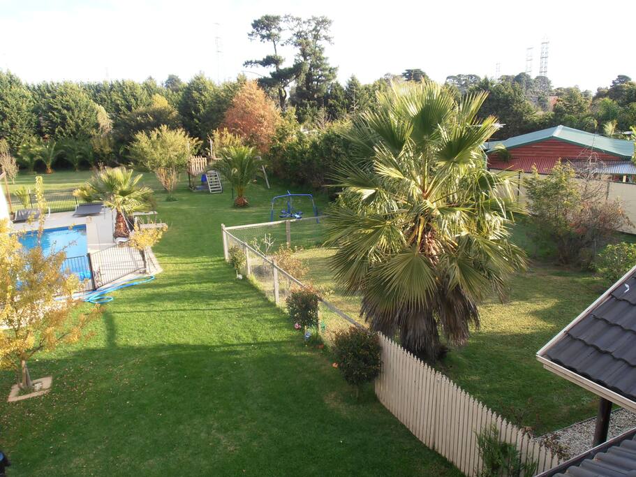 Back outdoor area, 2000sqm of manucured lawns and trees