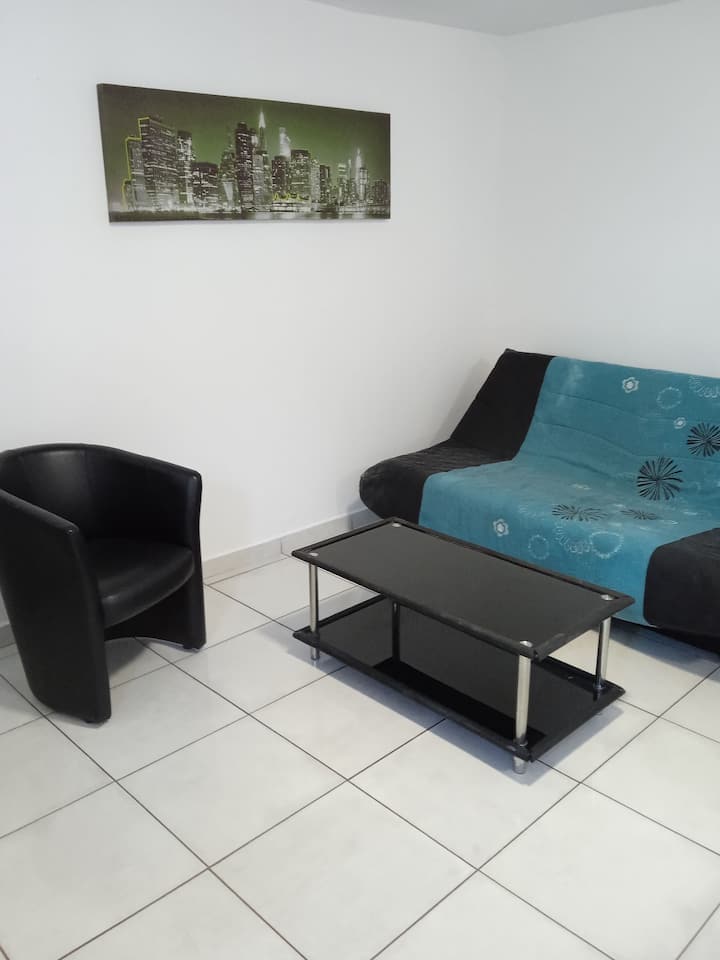 Maisonnette  Jardin Terrasse Wifi Proche Commodité - Toulon