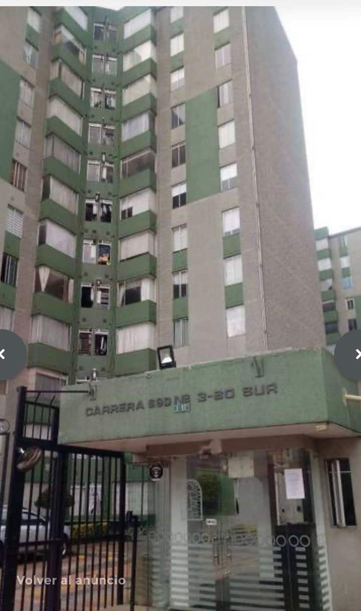 Comfortable fit in Occid shopping area of Bogotá Apartments for Rent