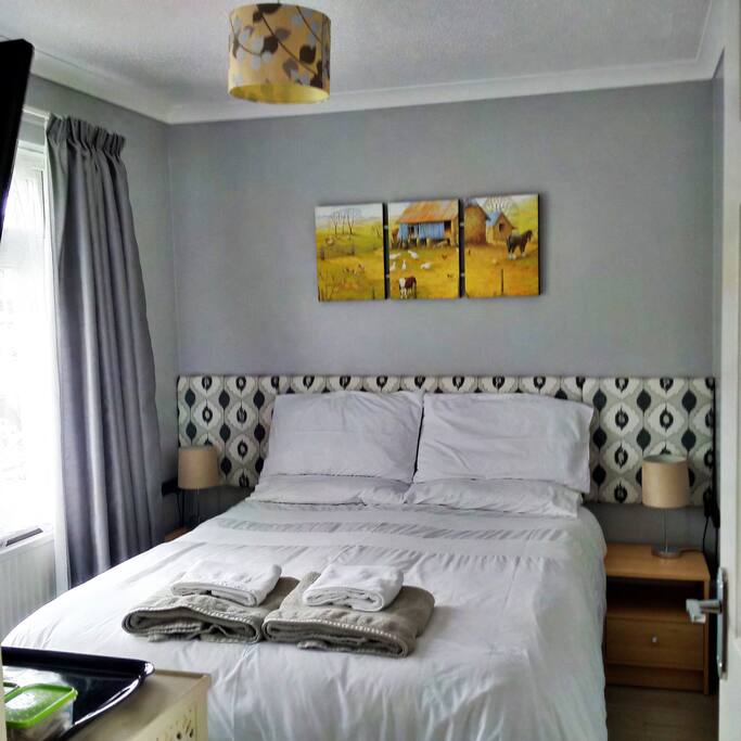 Guests' Bedroom