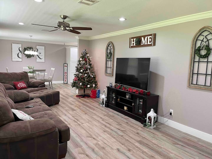 Baytown Vacation Rentals & Homes Texas, United States Airbnb