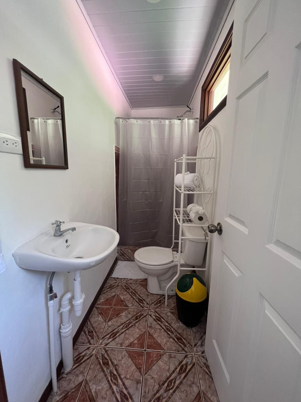 TuTy apartment #4
On the beaches of Manuel Antonio - Apartments for Rent in Quepos, Provincia de Puntarenas, Costa Rica