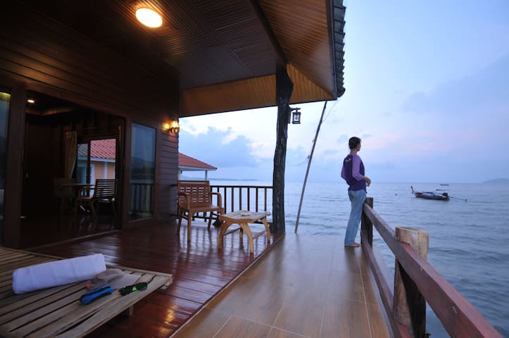 Fresh House Old Town Room F4