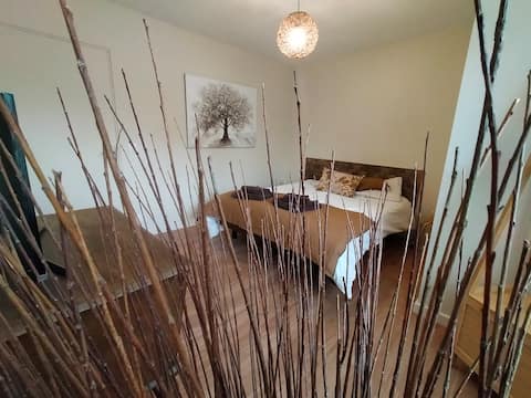 House and private parking near Zenith and volcanoes.