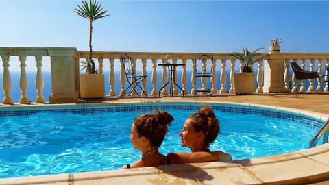 ASHRAM VILLA SUNSHINE-A PARADISE-UNBEATABLE VIEWS