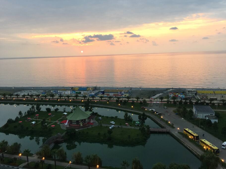 Meeresblick mit Sonnenuntergang