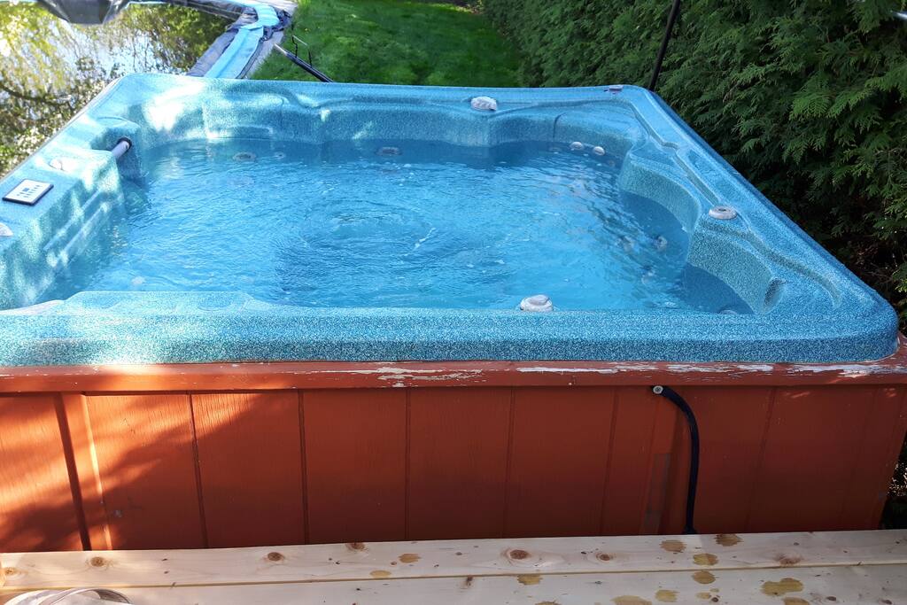Relax in the hot tub