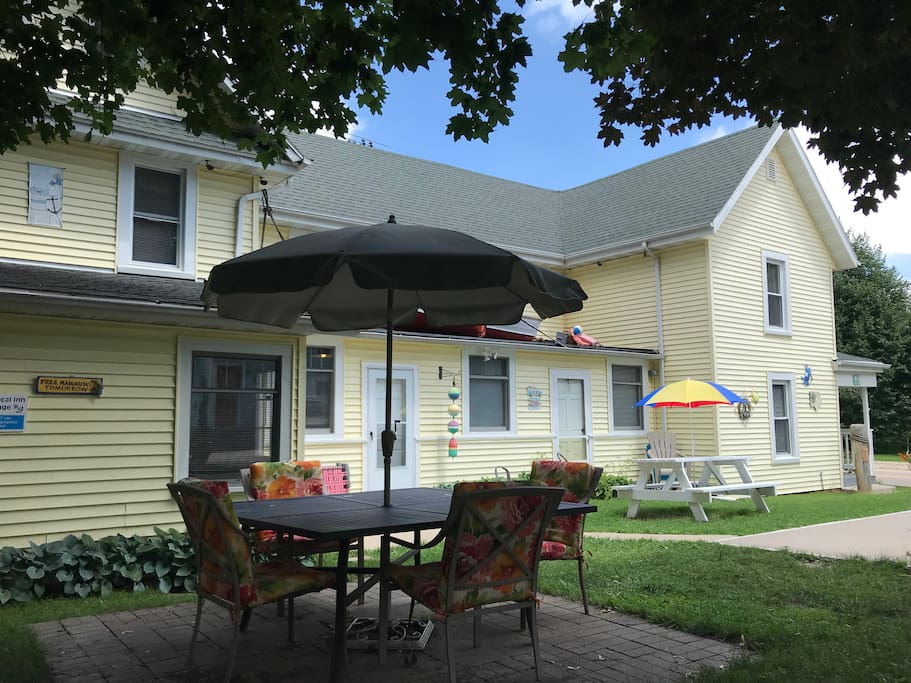 Top 100 Airbnb Rentals 2017 in Lake Geneva, Wisconsin