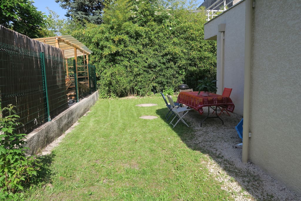 Le jardin pour les barbecue