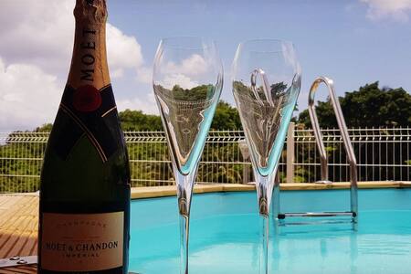 Très Grand Studio Equipé/Piscine