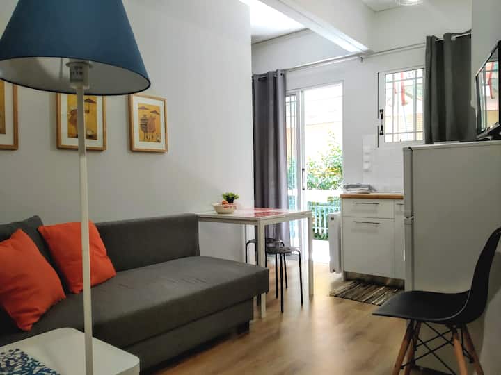 Alimos Apartment Vacation Rentals - Greece | Airbnb
