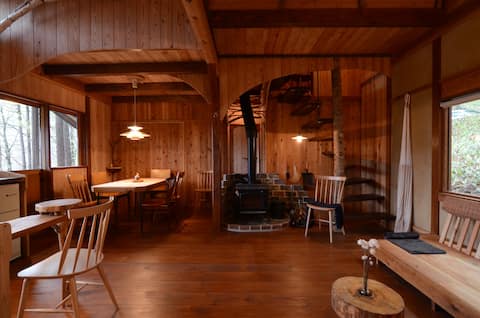 Sanson Terrace "hut Juksul"