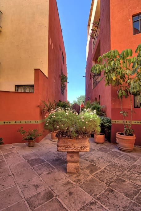 Common Area Entryway