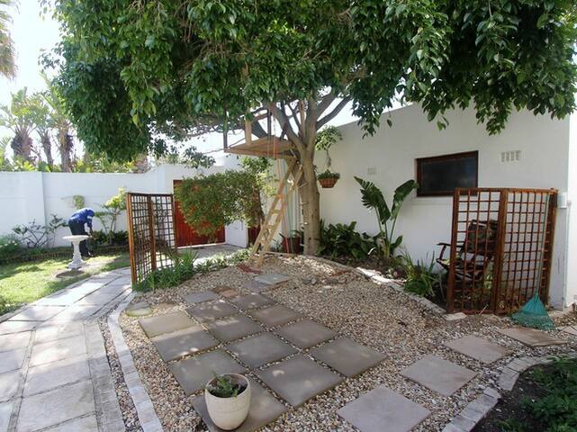 Cormorant and Kingfisher Hotspot gallery image 5