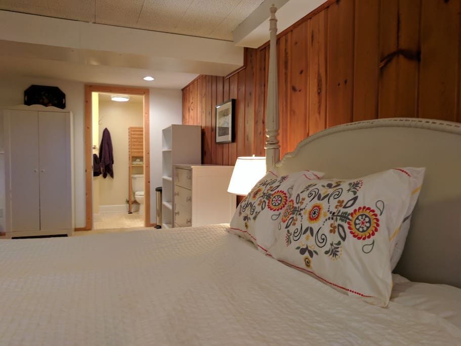 Looking towards bathroom