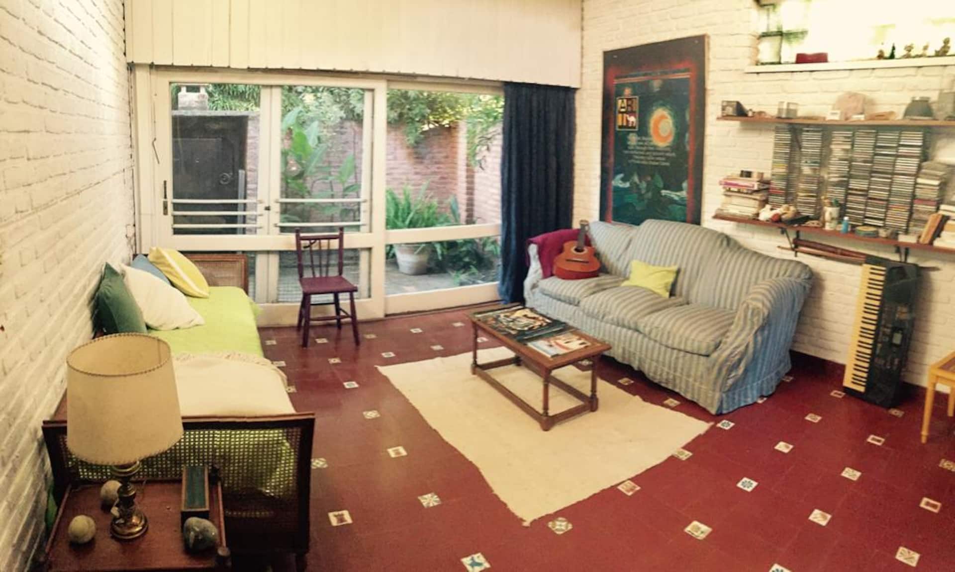 Studio apartment in a house in San Isidro