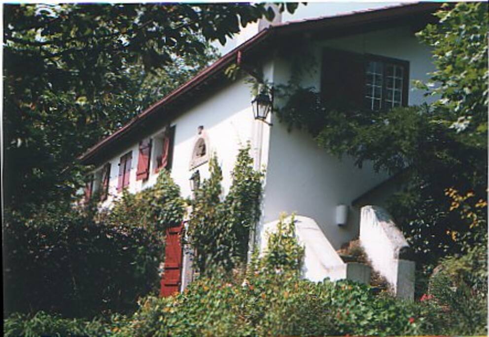 Façade est