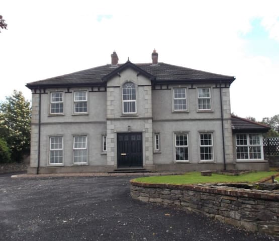 Double bed+Single bed Country dwelling/dog kennel2