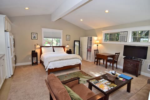 Cozy Portland Studio Apartment