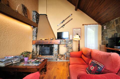 Cottage 14 people in the Pyrenees!