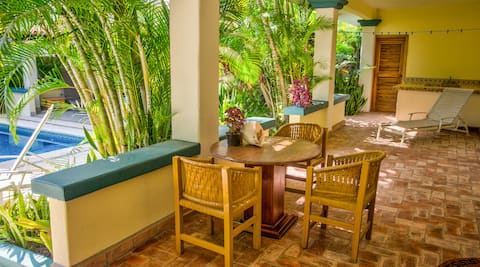 Beautiful Pool Apartment Caracoles1