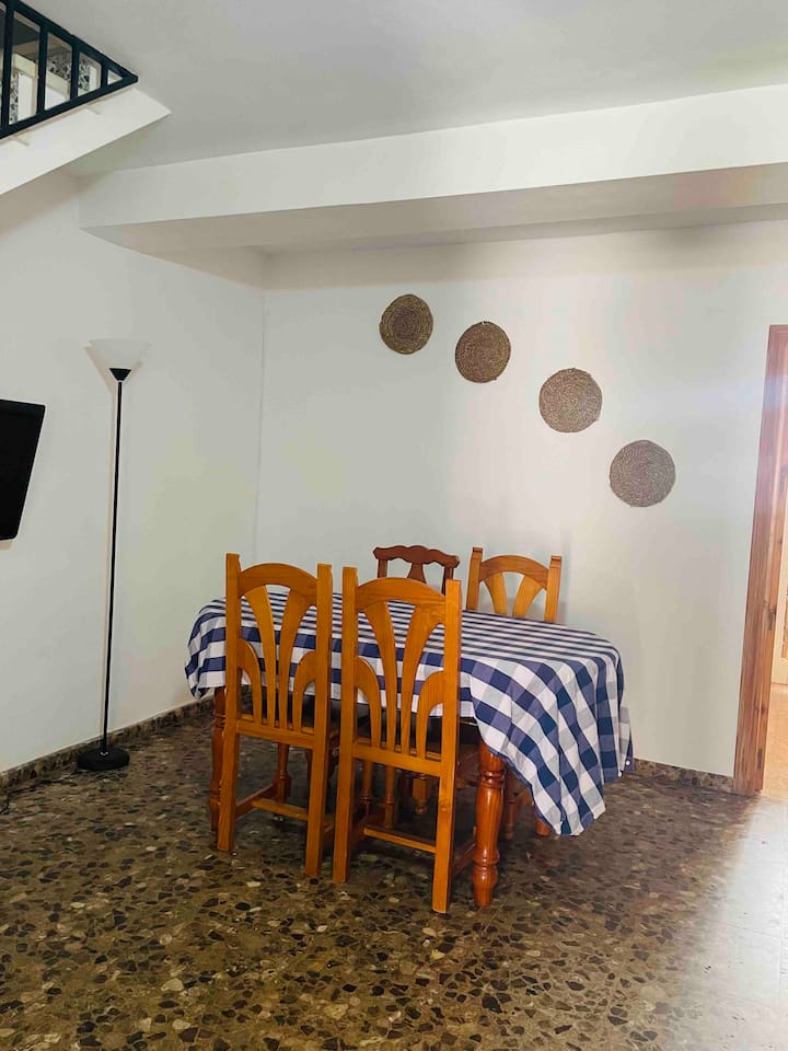 Casa Grajala: Encanto Andaluz En Villa Del Torcal - Casabermeja