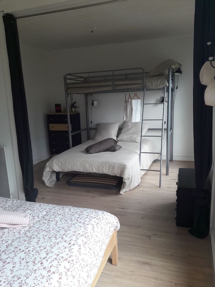 საძინებელი 4